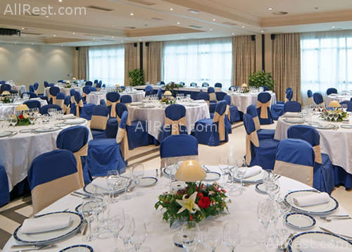 Tryp Oviedo 7